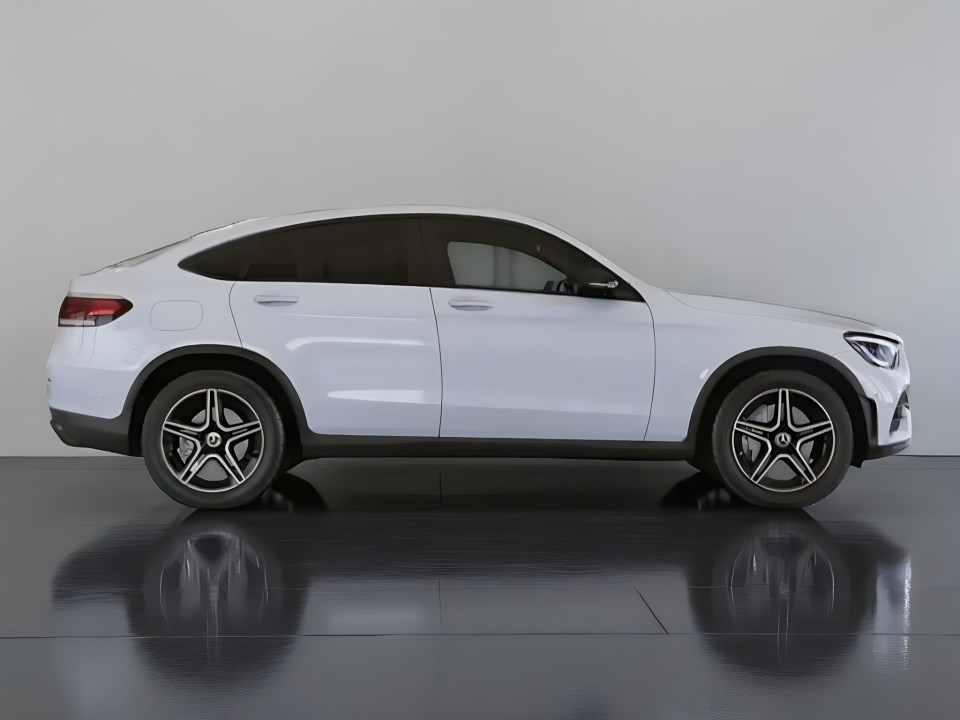 Mercedes-Benz GLC Coupe 200 4MATIC (2)
