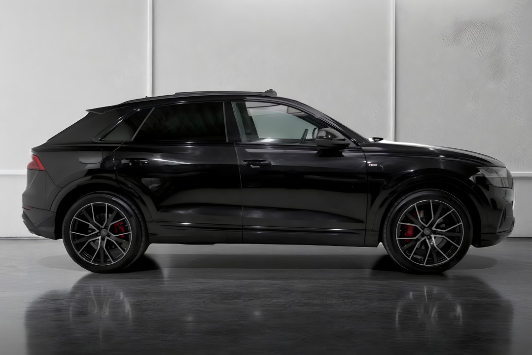 Audi Q8 45TDI Quattro Tiptronic S-Line (2)