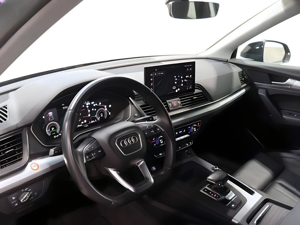 Audi Q5 50TFSIe Quattro S-line (2)