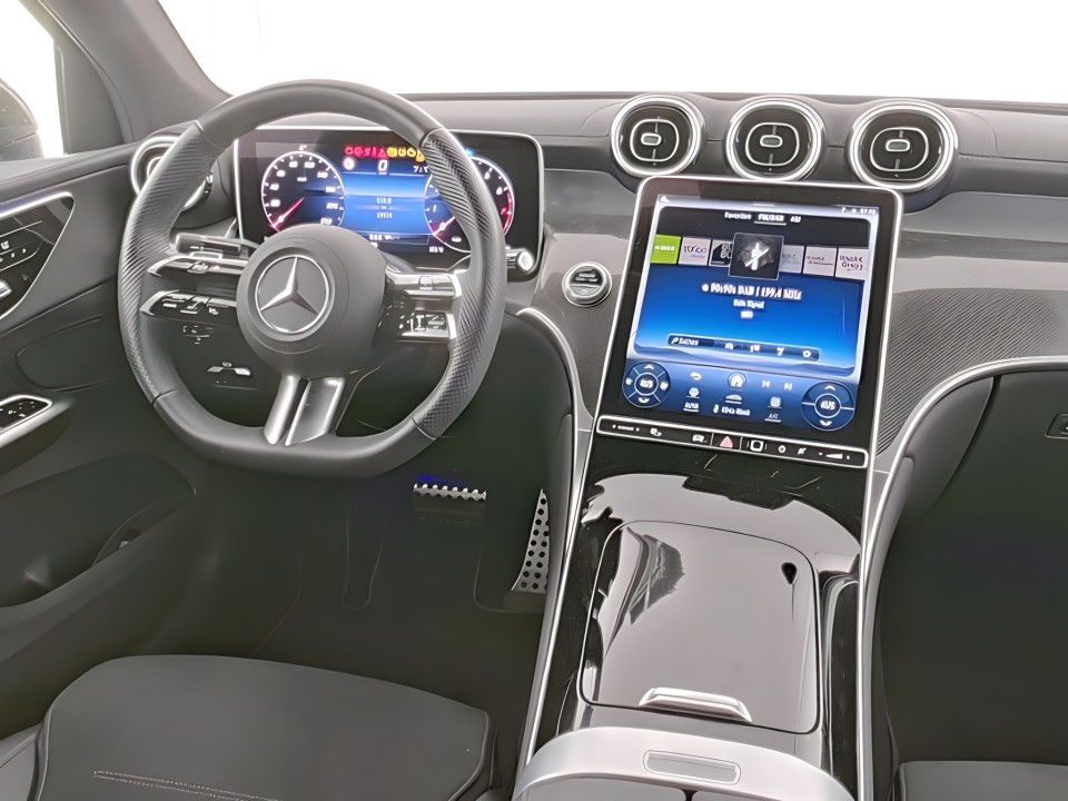 Mercedes-Benz GLC Coupe 200 4MATIC AMG Line (3)