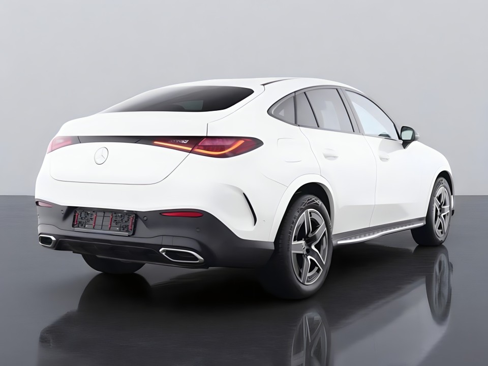 Mercedes-Benz GLC Coupe 200 4MATIC AMG Line (2)