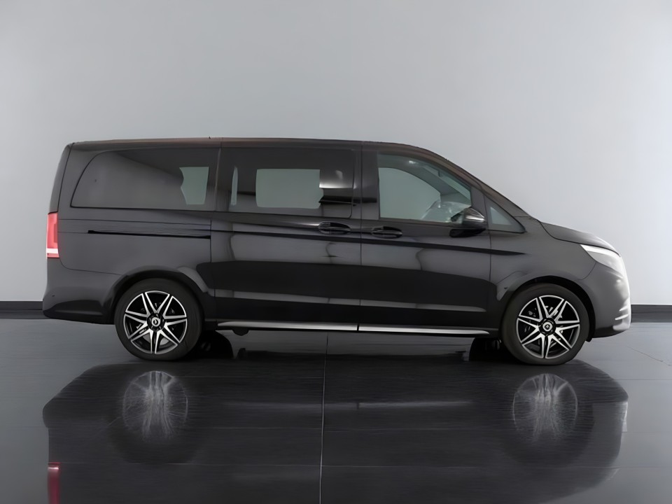 Mercedes-Benz V 300d 4MATIC Avantgarde Long (3)