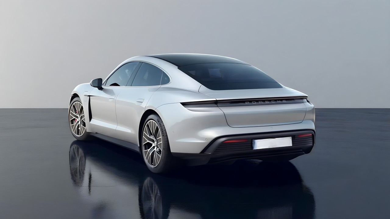 Porsche Taycan 4S (3)