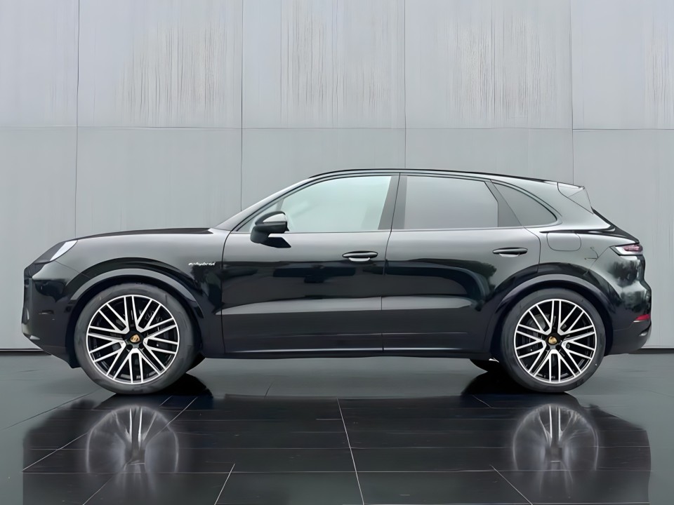 Porsche Cayenne E-Hybrid (3)