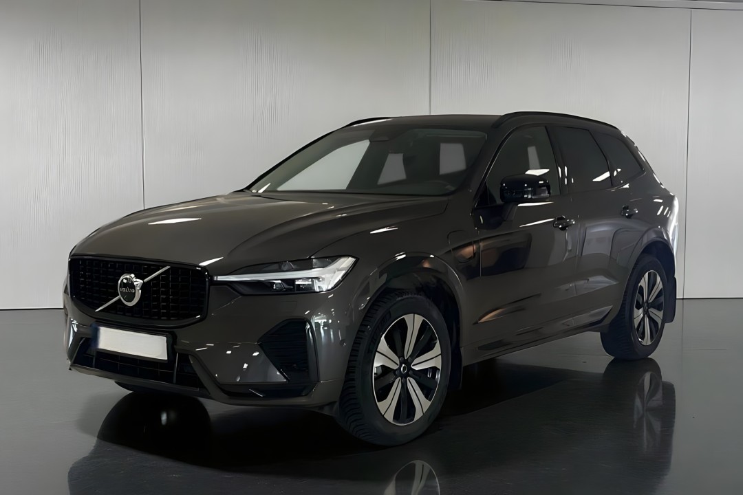 Volvo XC 60 Volvo XC60 Recharge T6 Plus Dark Edition (4)