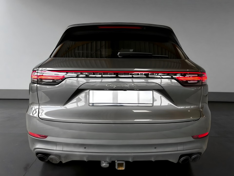 Porsche Cayenne S (4)
