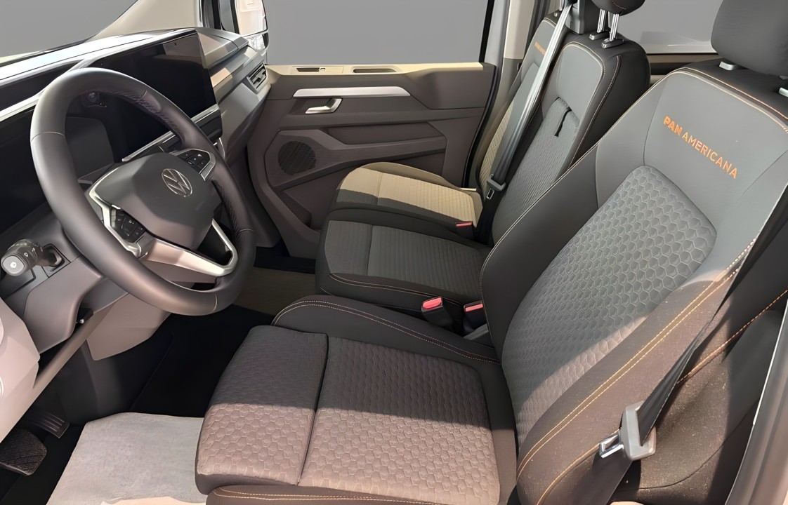 Volkswagen Caravelle (4)