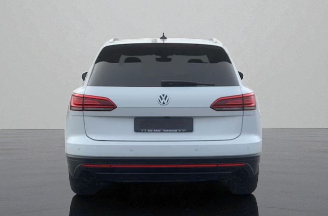 Volkswagen Touareg V6 TDI (5)