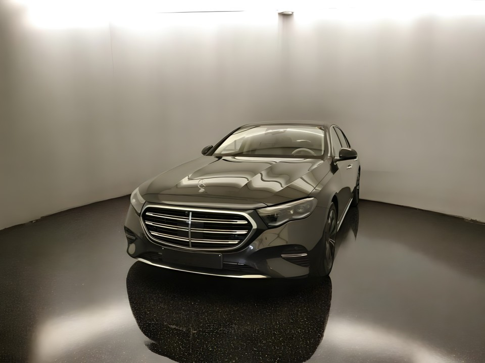 Mercedes-Benz E 300e 4MATIC Exclusive (4)