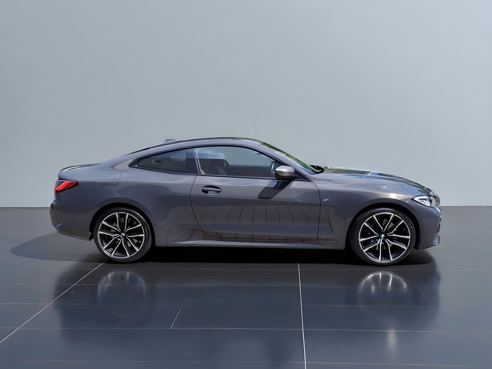 BMW Seria 4 M440i xDrive Coupe (3)