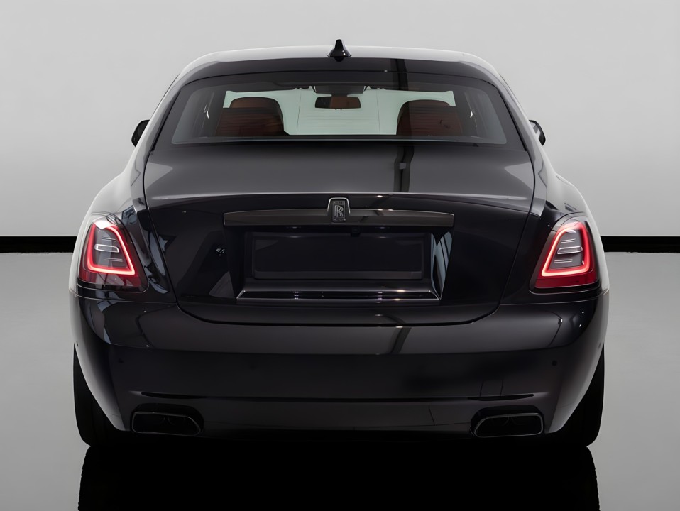 Rolls-Royce Ghost Black Badge (4)