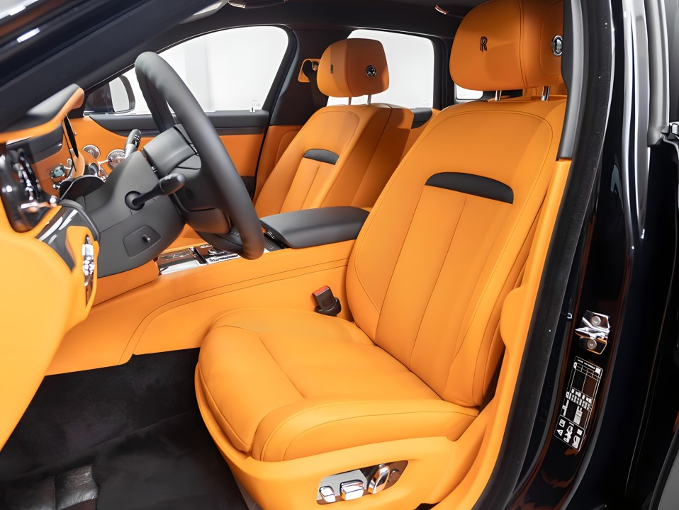 Rolls-Royce Ghost Black Badge - foto 9