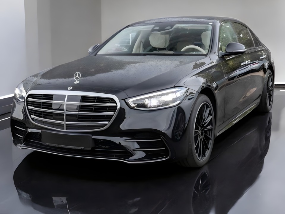 Mercedes-Benz S 350d 4MATIC AMG Line (2)