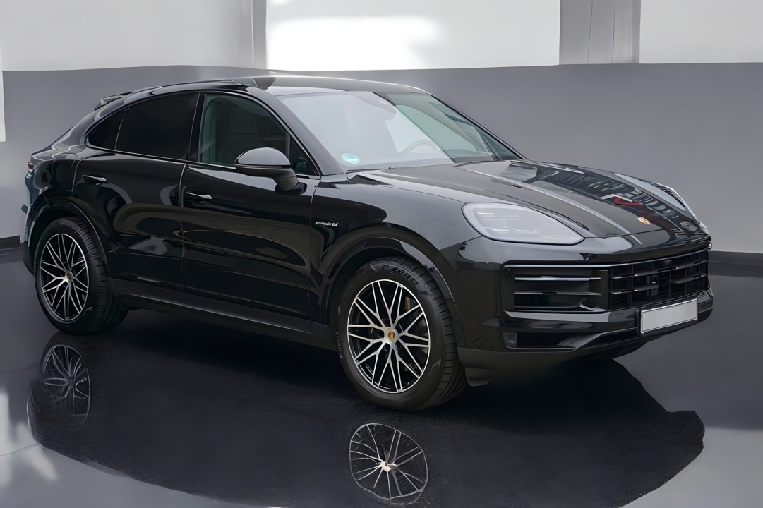 Porsche Cayenne Coupe E-Hybrid (2)