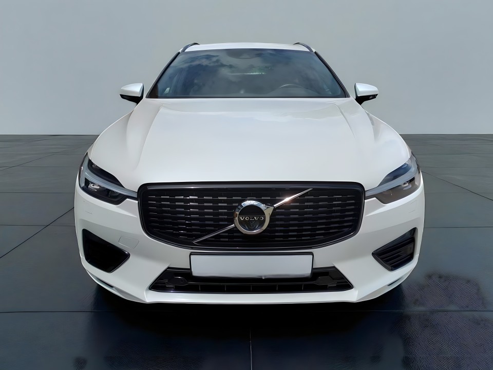 Volvo XC 60 R-Design Recharge (5)