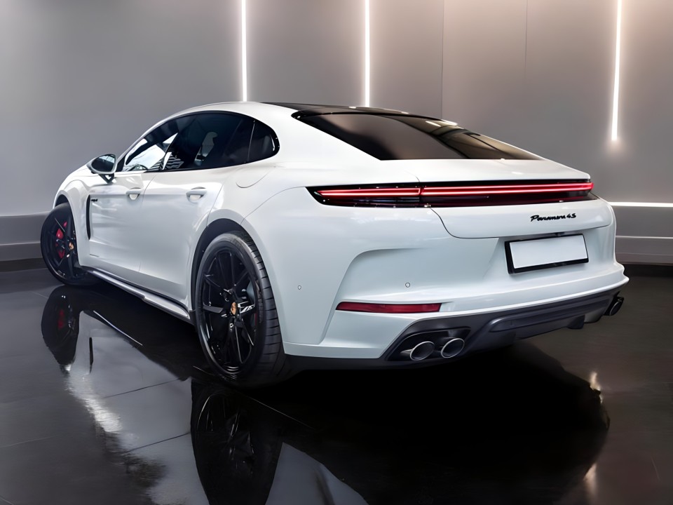 Porsche Panamera 4S E-Hybrid (4)