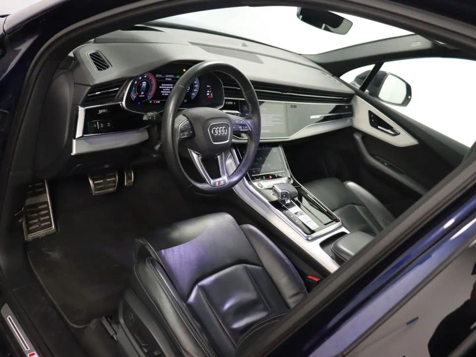 Audi Q7 55 TFSI quattro tiptronic S-Line (5)