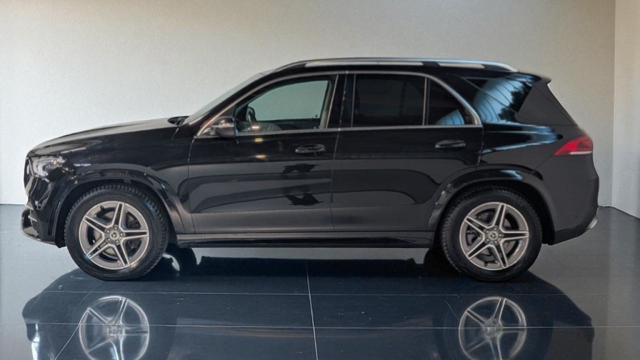 Mercedes-Benz GLE 400d 4MATIC AMG Line (5)
