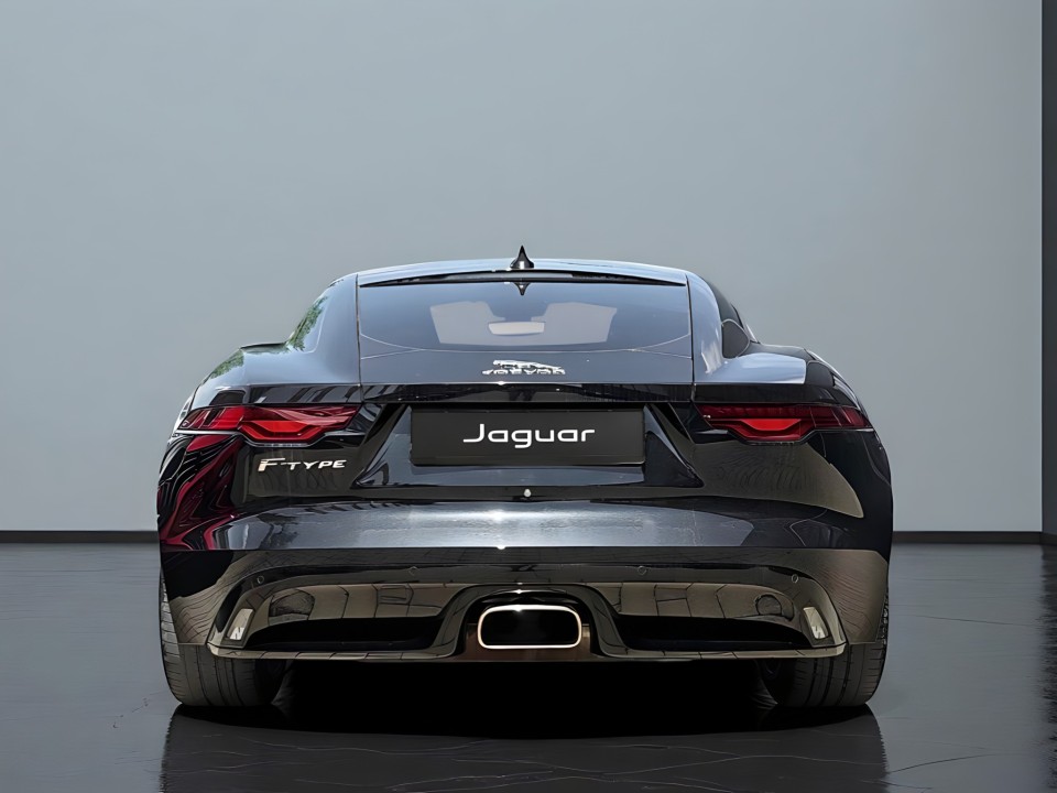 Jaguar F-Type P300 RWD Coupe R-Dynamic (4)
