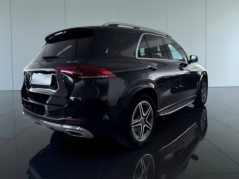 Mercedes-Benz GLE 400d 4MATIC (2)