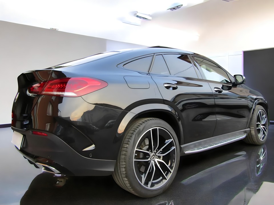 Mercedes-Benz GLE Coupe 400d 4MATIC AMG Line (4)