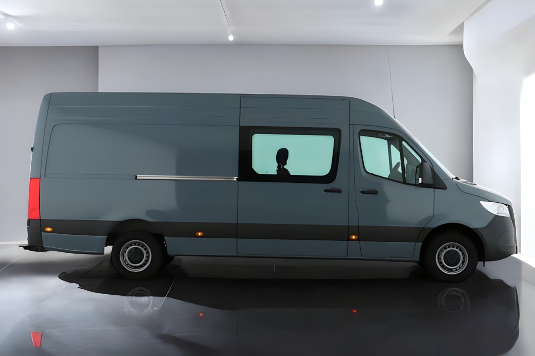 Mercedes-Benz Sprinter 317 CDI Mixto (2)