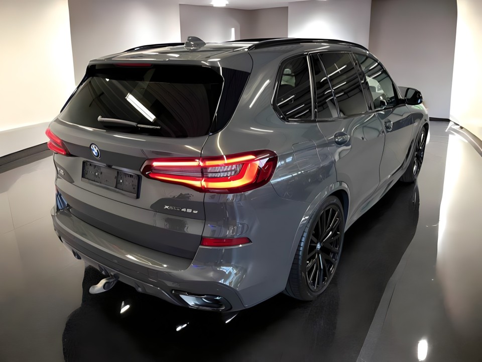BMW X5 xDrive45e M-Sport (3)