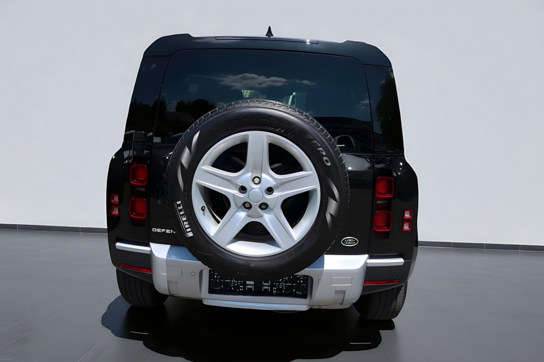 Land Rover Defender (4)