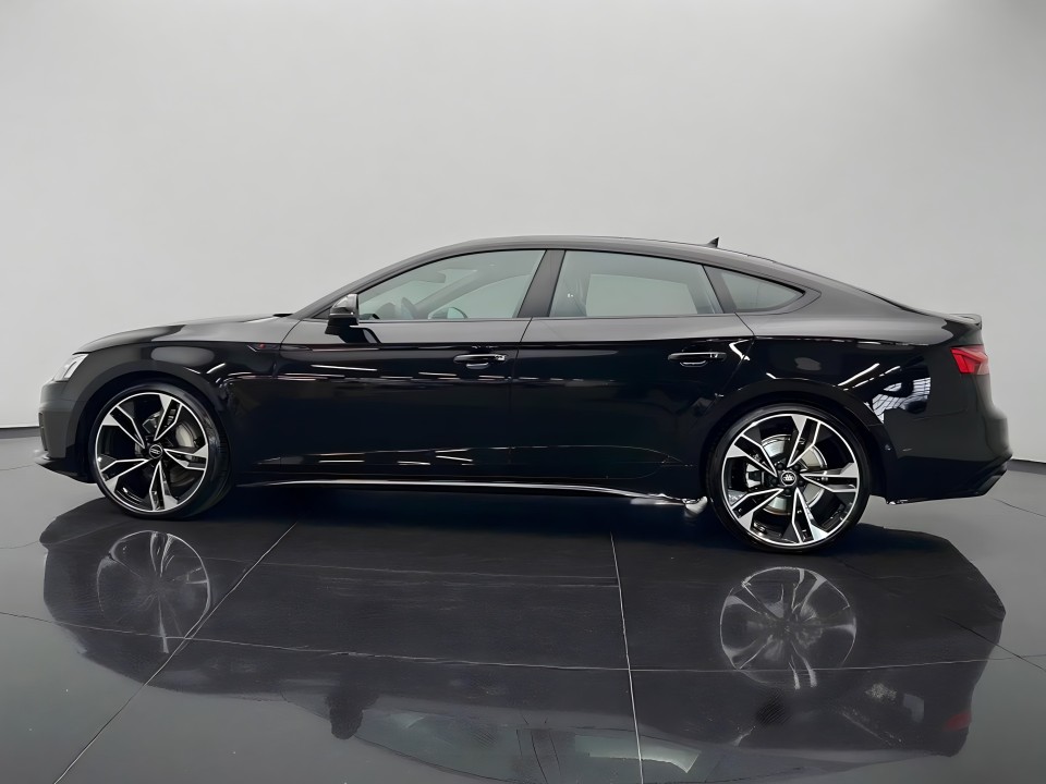Audi A5 Sportback 40TDI quattro S-Line (5)