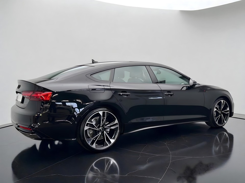 Audi A5 Sportback 40TDI quattro S-Line (3)