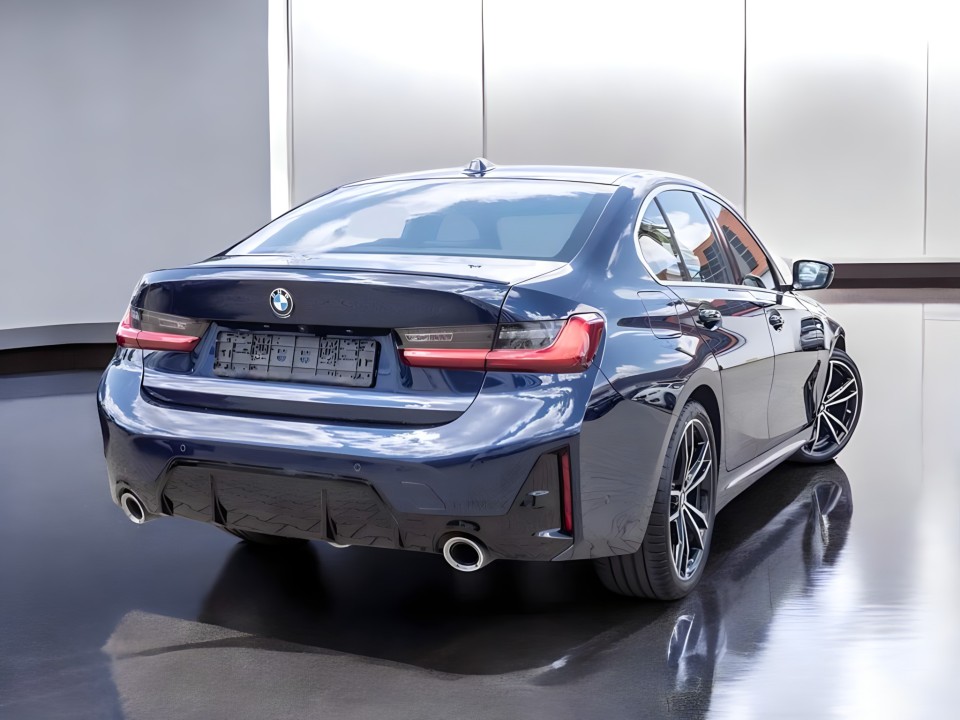 BMW Seria 3 xDrive 320d (2)