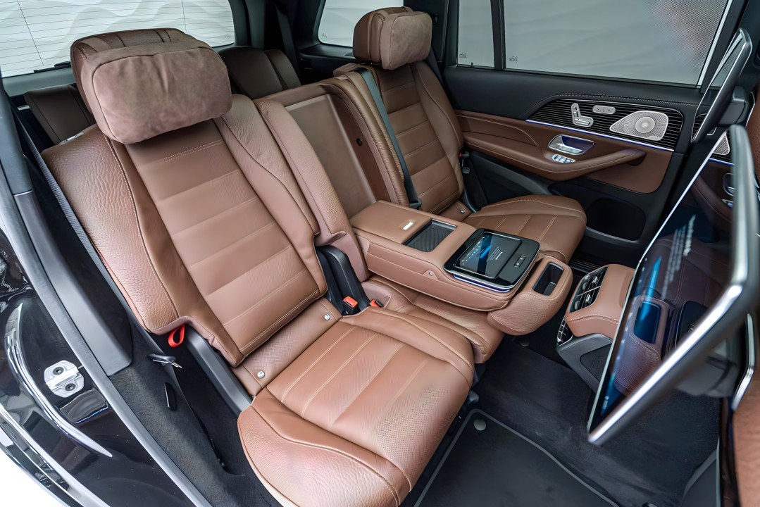 Mercedes-Benz GLS 450d 4MATIC AMG Line (4)