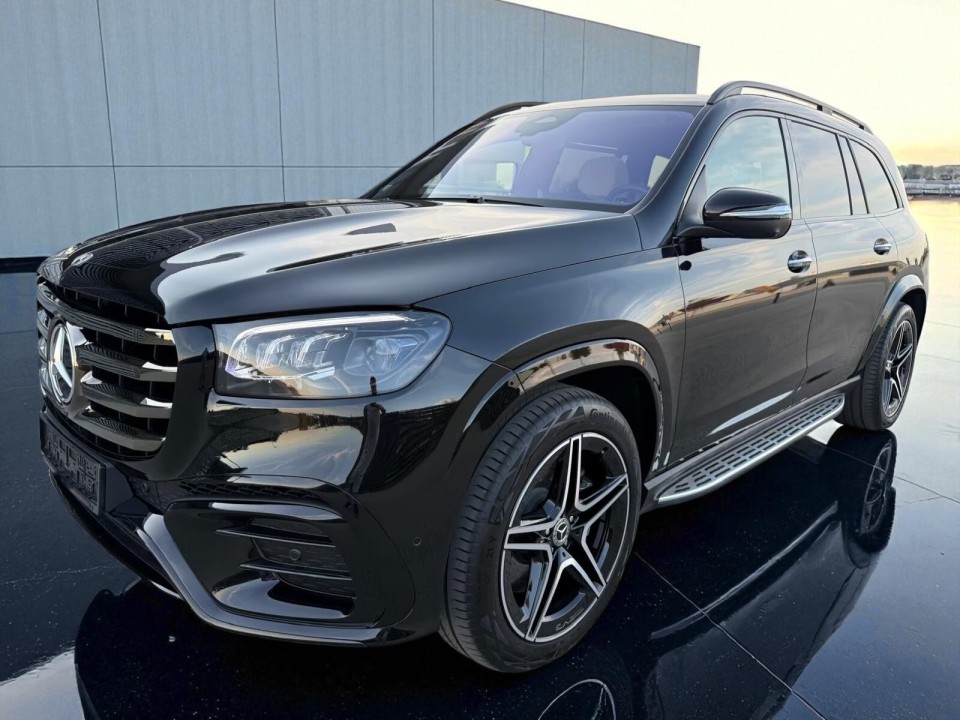 Mercedes-Benz GLS 450d 4MATIC AMG Line (2)