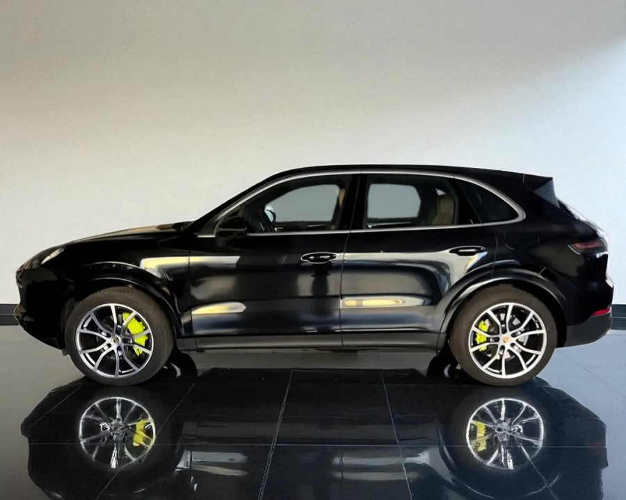Porsche Cayenne E-Hybrid (2)