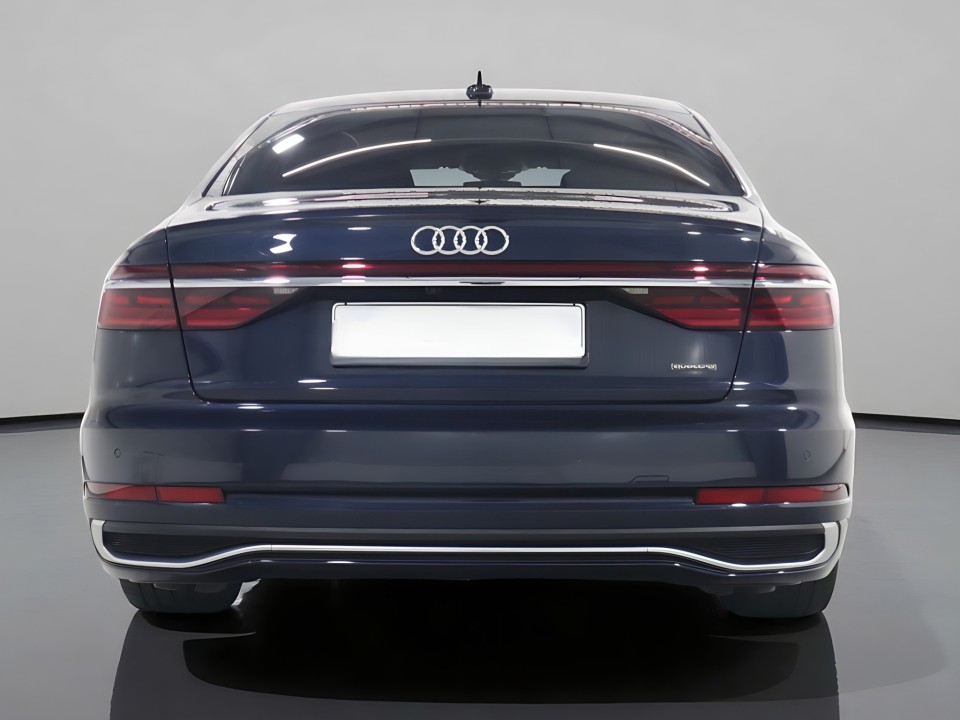 Audi A8 L 60 TFSIe quattro tiptronic (4)