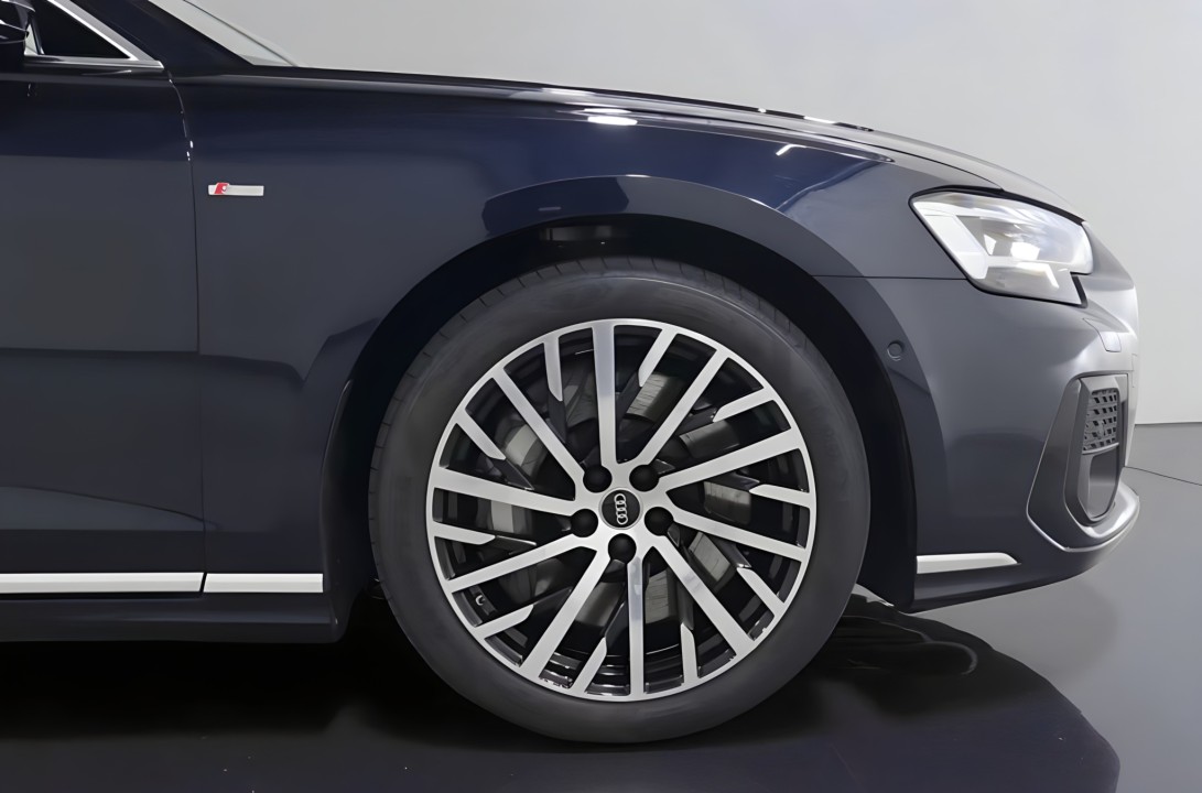 Audi A8 L 60 TFSIe quattro tiptronic - foto 23