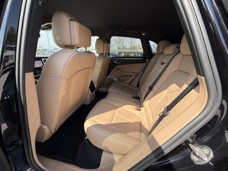 Porsche Macan - foto 14