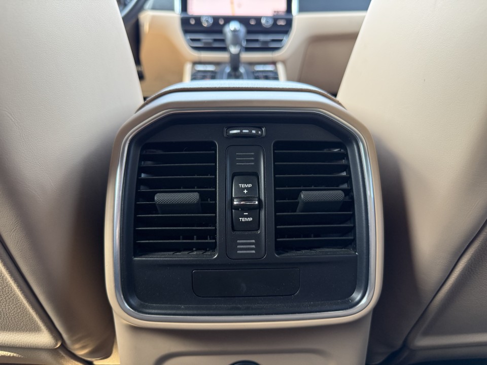 Porsche Macan - foto 27