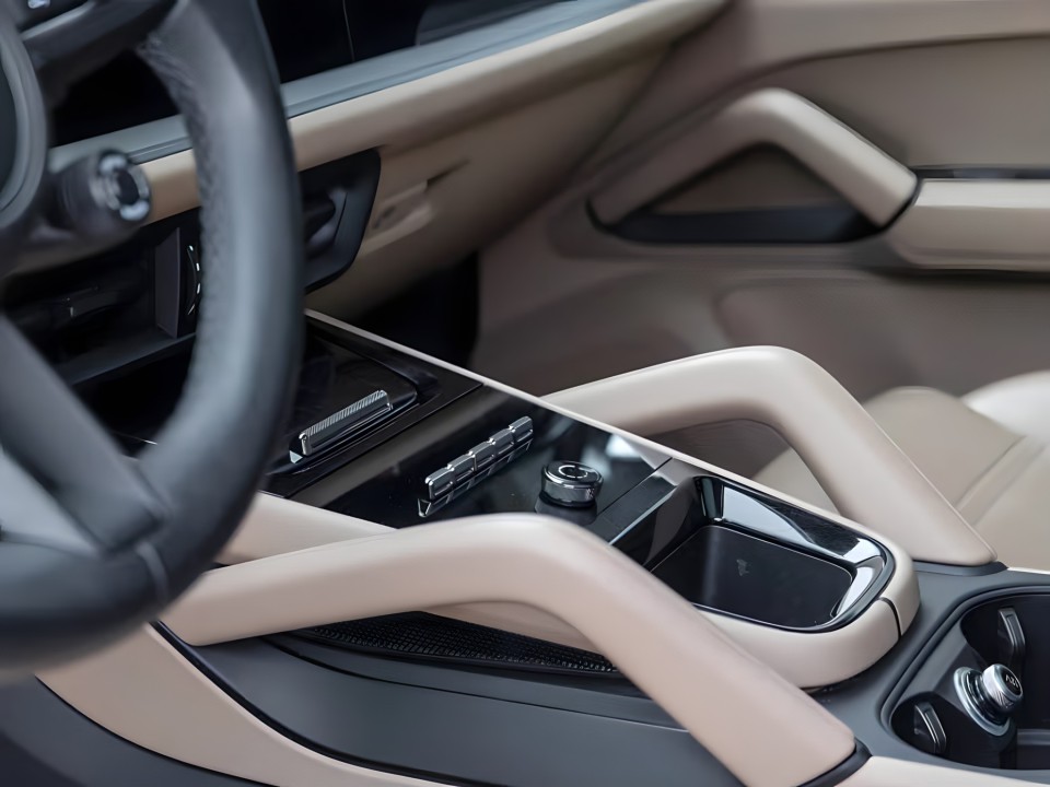 Porsche Cayenne E-Hybrid - foto 15