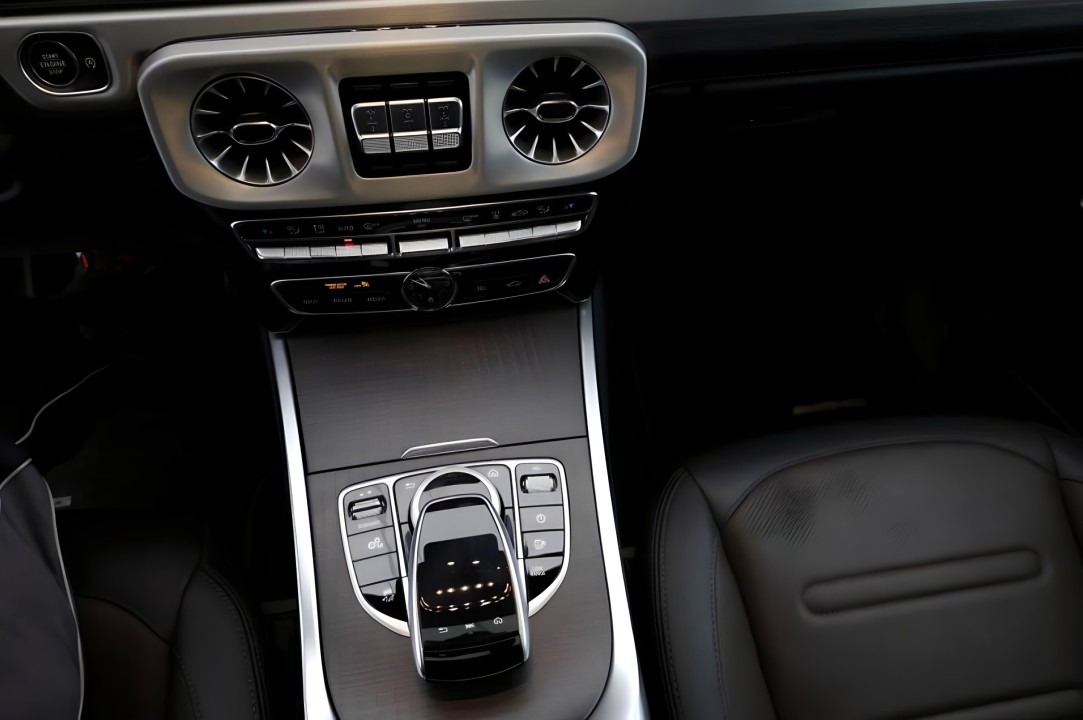 Mercedes-Benz G 400d AMG Line - foto 17