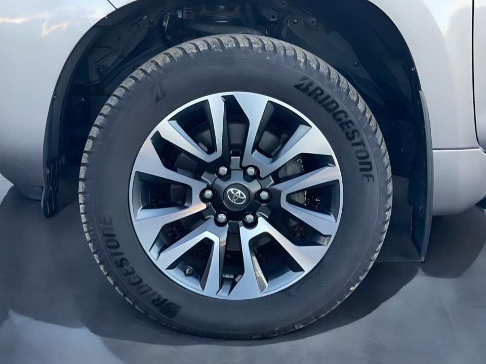 Toyota Land Cruiser 2.8D Invincible - foto 42