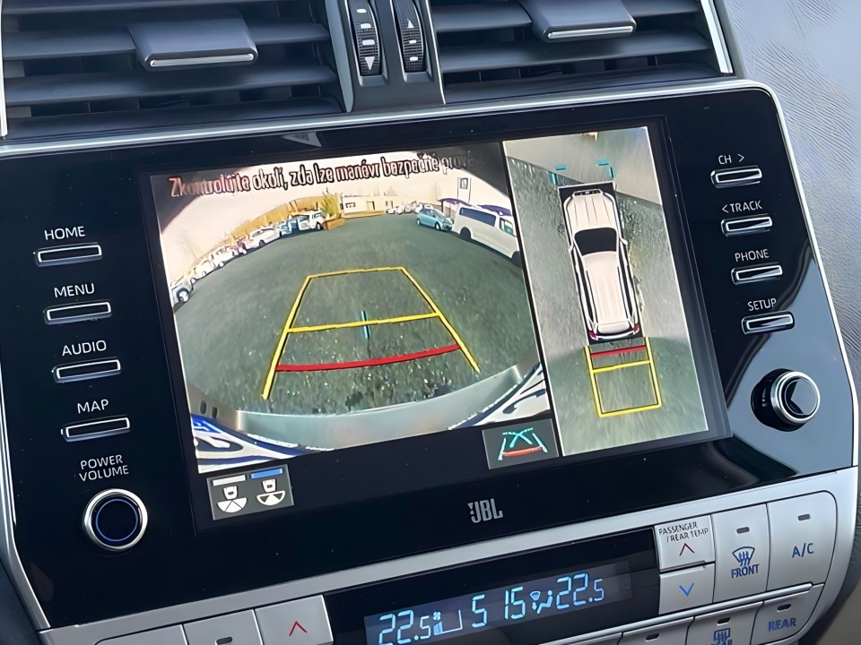 Toyota Land Cruiser 2.8D Invincible - foto 25