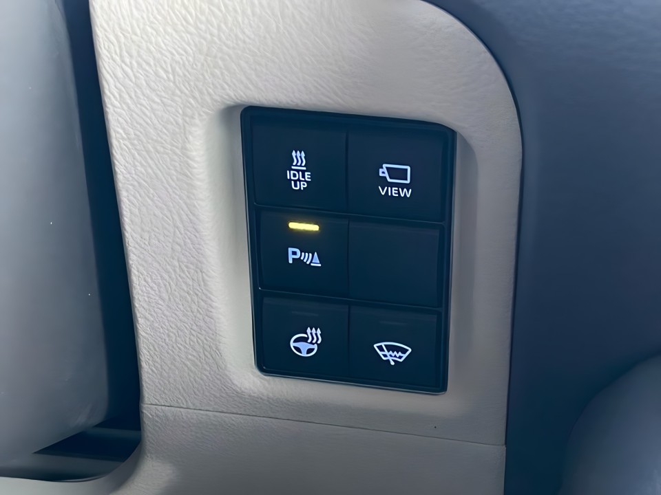 Toyota Land Cruiser 2.8D Invincible - foto 31