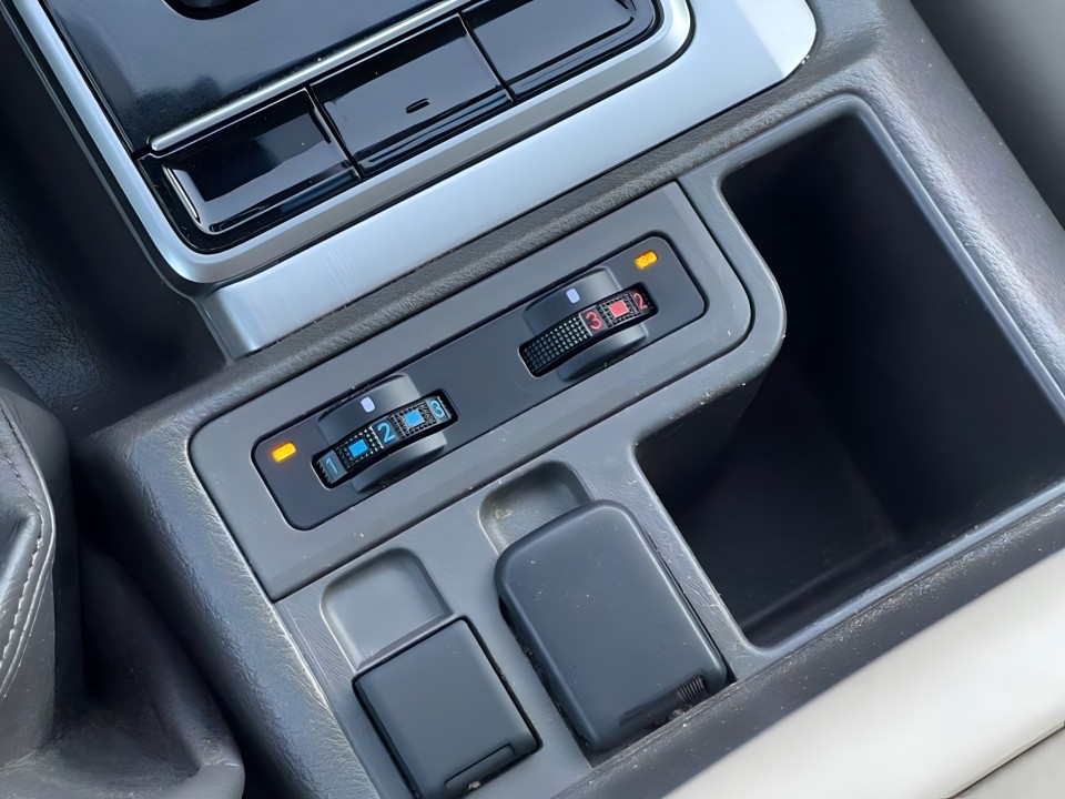 Toyota Land Cruiser 2.8D Invincible - foto 34