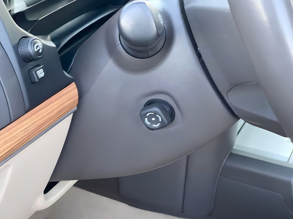 Toyota Land Cruiser 2.8D Invincible - foto 19