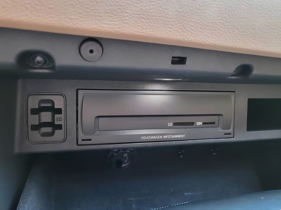 Volkswagen Touareg TDI V6 4x4 - foto 19