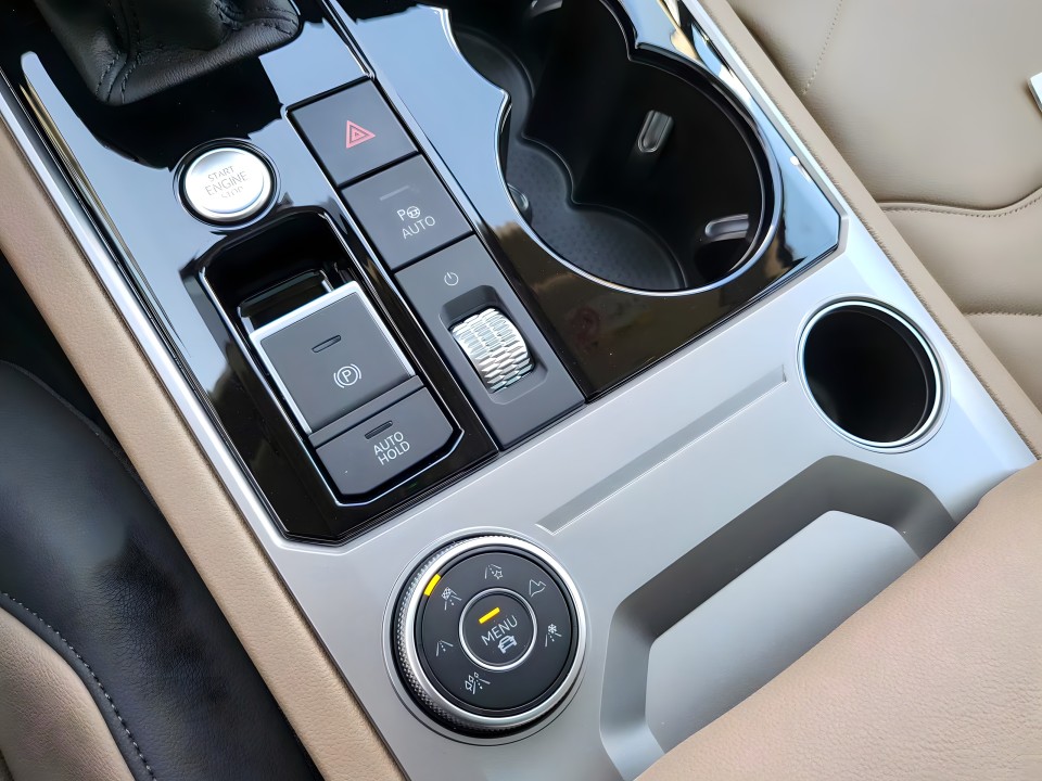 Volkswagen Touareg TDI V6 4x4 - foto 12