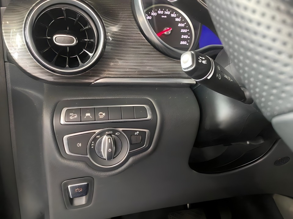 Mercedes-Benz V 300 d 4MATIC - foto 7