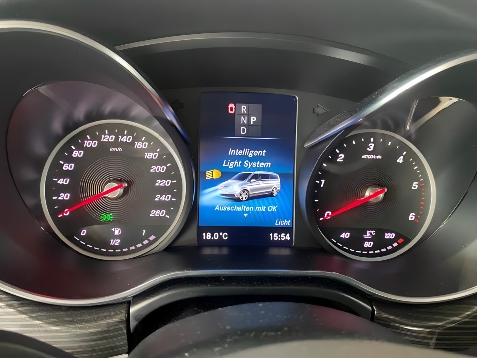 Mercedes-Benz V 300 d 4MATIC - foto 9