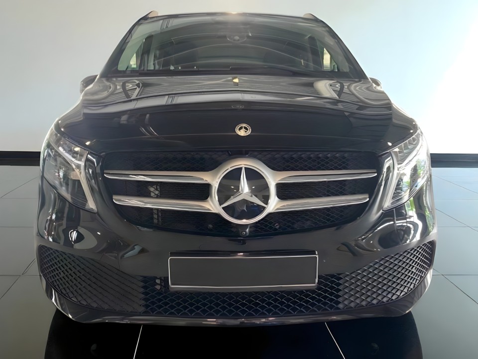 Mercedes-Benz V 300 d 4MATIC (4)